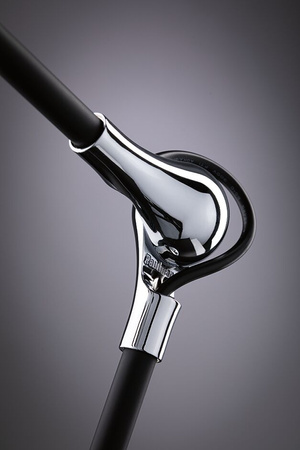 Lampka biurkowa NUMIS QI LED 11W 2700K-6500K 1000lm DIM + ładowanie indukcyjne 230V czarny / aluminium