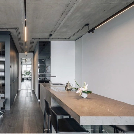 Szyna magnetyczna podtynkowa do płyt G-K 12,5 mm, czarna, 48V – nowoczesny system oświetleniowy 2m