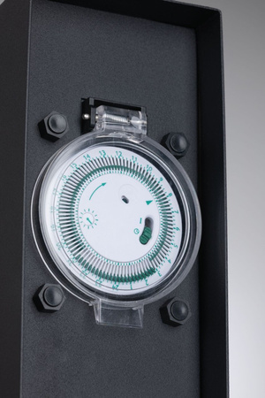 Zewnętrzna kolumna zasilająca RIO 2GN. 230V + programator czasowy IP44 stal szlachetna / antracyt